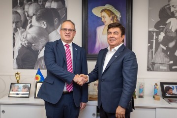 Foto de Fernando Espinoza recibió en La Matanza al embajador de Israel, Eyal Sela