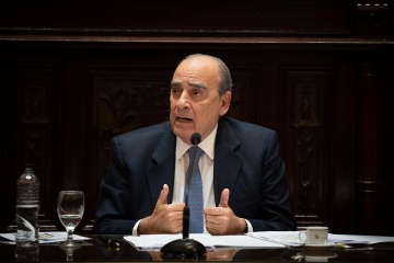Foto de Tras haber abandonado la sesin, el Senado cit nuevamente a Guillermo Francos para que complete su informe