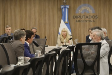 Foto de Espinoza: “Está empezando a sentirse fuerte el hambre en el país”