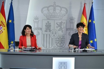 Foto de Espa�a busca blindar el aborto en la Constituci�n y reabre el debate pol�tico