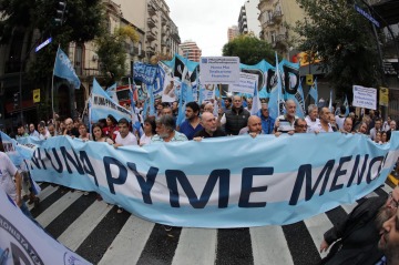 Foto de ATE y pymes se unen contra el �desguace del Estado� y el ajuste en la industria