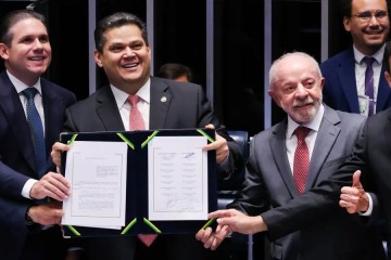 Foto de Brasil termin� con la semana laboral de seis d�as y reducir� la jornada a 40 horas