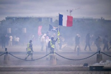 Foto de Una ola de protestas sacudió Francia por el costo de vida, los salarios y los recortes