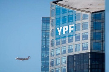 Foto de Repudiable: la jueza Preska orden la entrega del 51% de acciones de YPF a beneficiarios del juicio por la expropiacin