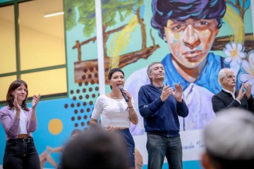 Foto de Mayra Mendoza, Mximo Kirchner y Jorge Taiana inauguraron el Polideportivo "Diego Armando Maradona" en Quilmes