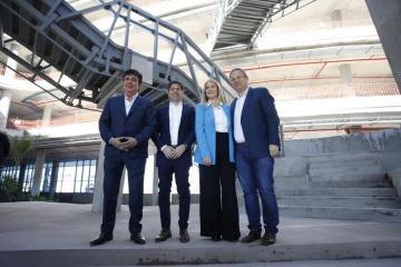 Foto de Espinoza, Kicillof y Magario presentaron la primera fase de la obra del Polo Cientfico Tecnolgico en La Matanza 
