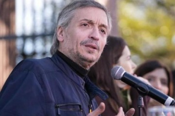 Foto de Mximo Kirchner breg por la concertacin y subray que no va a alcanzar con el peronismo solo para sacar a nuestro pas adelante