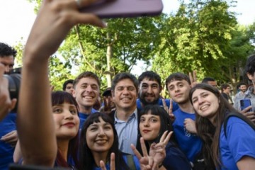 Foto de En el marco del da del militante, Kicillof asisti a la renovacin de autoridades de la JUP y llam a actualizar el peronismo
