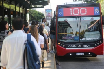 Foto de La UTA advirtió que este sábado sigue el paro de colectivos en algunas líneas
