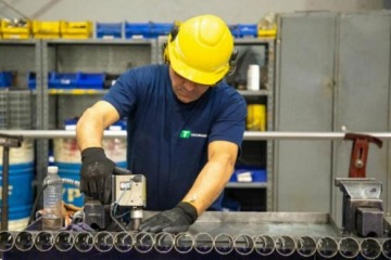 Foto de Pese a la baja de precios en electrodomésticos por las importaciones, la producción y el empleo se desploman