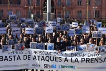 Foto de Milei suma otro ataque a la prensa: la derogacin del Estatuto del Periodista con la reforma laboral