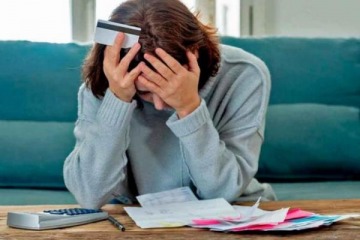 Foto de El 29% de los argentinos destina el aguinaldo a pagar deudas