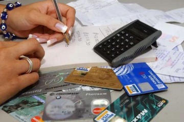 Foto de El endeudamiento de los hogares empuja la morosidad a su nivel m�s alto desde 2001