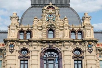 Foto de Cuáles son las empresas estatales que Javier Milei quiere privatizar en 2026