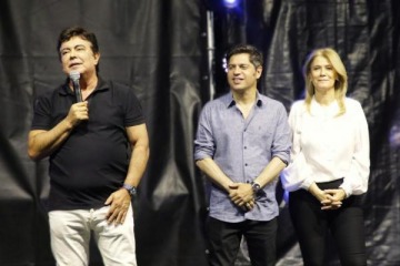 Foto de Espinoza, Kicillof y Magario despidieron el año con un masivo encuentro de unidad en La Matanza