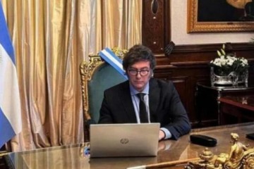 Foto de Pese a haberlo negado, se autorizaron los aumentos de sueldo para funcionarios del Ejecutivo Nacional