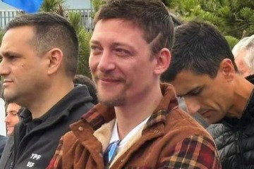 Foto de Pol�micos gestos de Santi Caputo en un acto de YPF en Pinamar