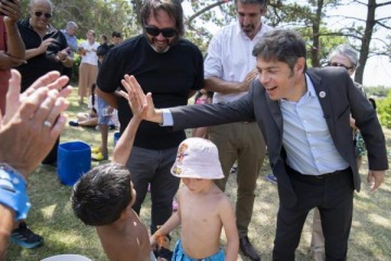 Foto de Kicillof: "A pesar de los palos en la rueda que nos pone el gobierno nacional, seguiremos trabajando para tener el mejor verano posible"