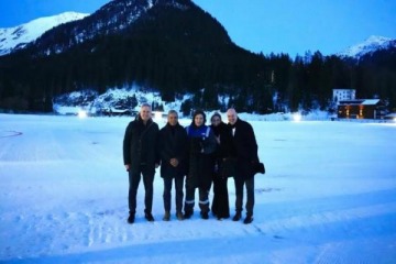 Foto de Milei lleg� a Davos para disertar en el Foro Econ�mico Mundial 