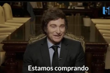 Foto de Ins�lito cruce oficial: desmienten la compra de submarinos pero un video de Milei dice lo contrario