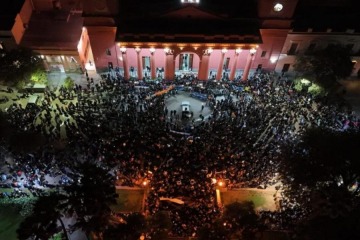 Foto de Catamarca: docentes se movilizan contra la propuesta salarial de Jalil y reclaman mejoras urgentes