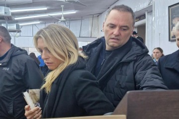 Foto de Esc�ndalo: Adorni incluy� a su pareja en la comitiva que viaj� a Nueva York pese a no tener cargos en el Gobierno