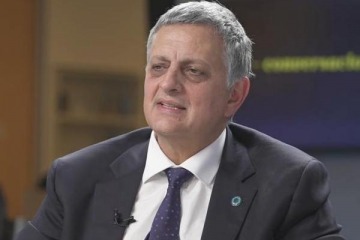 Foto de YPF admite que aplica �micropricing� y confirma aumentos graduales en los combustibles