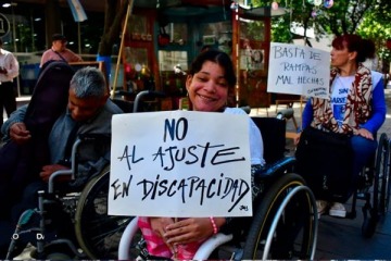 Foto de V�ctimas de la motosierra: Foro Discapacidad llama a un cese de actividades ante la falta de respuestas del Gobierno