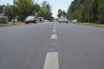 Foto de Obra p�blica: Alak supervis� la pavimentaci�n de avenida 38 en San Carlos, que ya tiene un 70 % de avance