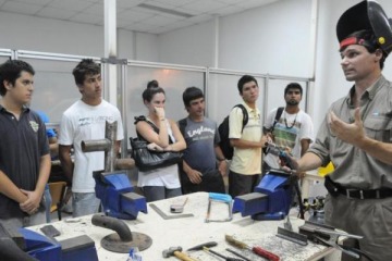 Foto de Motosierra: el Gobierno dio de baja el plan Volver al Trabajo y ahora ofrece "vouchers para capacitaci�n laboral"