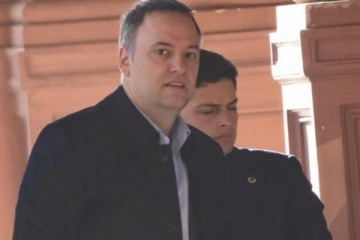 Foto de Cada vez m�s complicado: denuncian a Adorni por presuntas irregularidades en contrataciones y la concesi�n de Tecn�polis