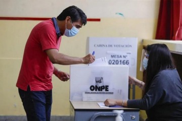 Foto de Ocho presidentes en diez a�os y 36 candidatos sin liderazgo claro: Per� llega a sus elecciones atrapado en su propio ciclo