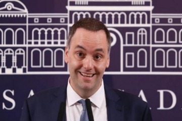 Foto de Al final s� hay plata: Adorni compr� el departamento en Caballito sin haber vendido su propiedad anterior