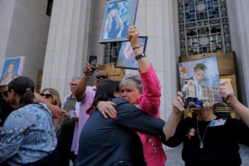 Foto de Golpe judicial a las redes sociales: Meta y YouTube pierden dos juicios clave por da�os a la salud mental