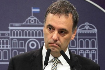 Foto de El esc�ndalo patrimonial mancha la imagen de Adorni: siete de cada diez argentinos lo consideran corrupto