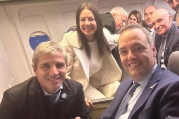 Foto de Pettovello ech� a su n�mero dos por los cr�ditos del Naci�n: por qu� expuso a Adorni y Caputo y qu� dijo el eyectado