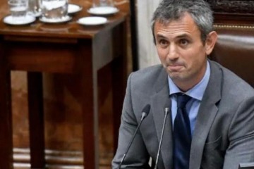 Foto de Mart�n Menem premia a jer�rquicos con subas del 30% y desata la bronca en Diputados