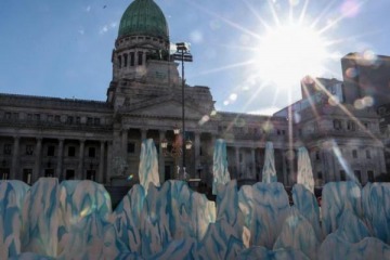 Foto de Ley de Glaciares: con 137 votos a favor y tras una sesi�n marat�nica, Diputados aprob� la reforma oficialista