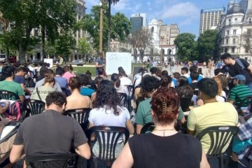 Foto de Universitarios en lucha: docentes de la UBA dar�n clases p�blicas ante la Casa Rosada