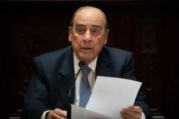 Foto de Rompió el silencio: Guillermo Francos reapareció con críticas a Adorni por las denuncias en su contra por el escándalo de corrupción