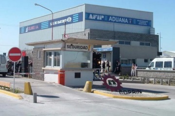 Foto de Santa Fe: tras la presión de ARCA, el avión de un empresario fue liberado y derivó en el despido de un funcionario