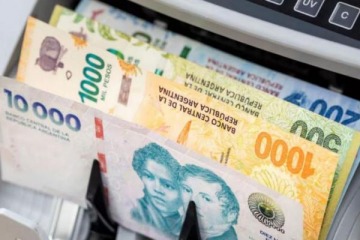 Foto de Los salarios subieron 2,4% en febrero y perdieron otra vez contra la inflaci�n