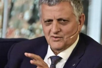 Foto de YPF promete una lluvia de d�lares aunque la macro no llega a la mesa de los argentinos 