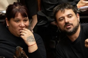 Foto de Grabois cruz� a Adorni y escal� la tensi�n en el Congreso: �Adem�s de chorro sos cag�n�