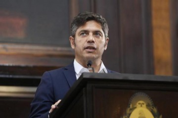 Foto de Kicillof critic� el respaldo del Gobierno Nacional a Manuel Adorni: "Est�n montando un show"