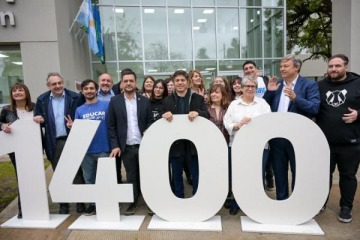 Foto de Kicillof inaugur� obras de seguridad, educaci�n y vivienda en Almirante Brown