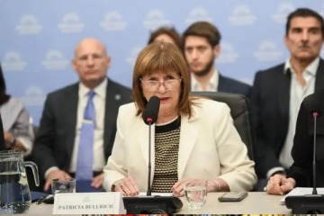 Foto de Bullrich vuelve a agitar la interna y cruz� a Manuel Adorni: "Mi posici�n fue clara, ahora trabaja en la declaraci�n"