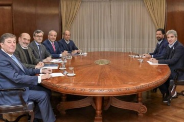 Foto de Caputo habl� con la UIA sobre la baja de impuestos y reducir el costo financiero de las empresas