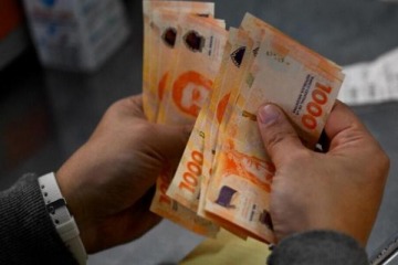 Foto de Encuesta: 7 de cada 10 trabajadores argentinos gastan su sueldo en menos de 14 d�as para cubrir necesidades b�sicas