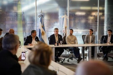 Foto de Jorge Macri enviar� un proyecto a la Legislatura para "modernizar" el servicio de transporte privado porte�o